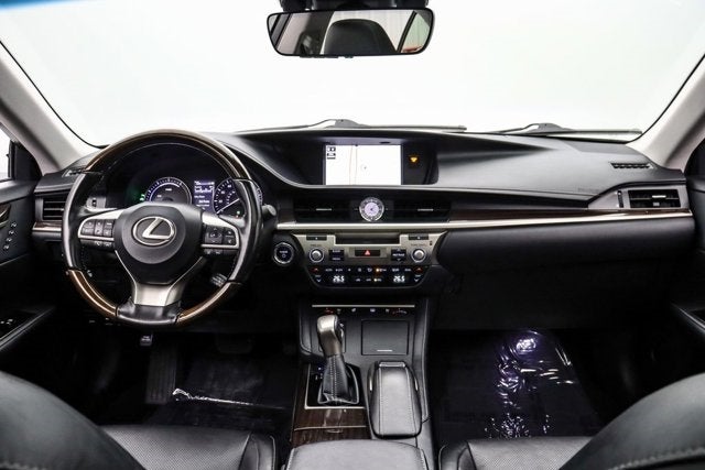 2018 Lexus ES 300h